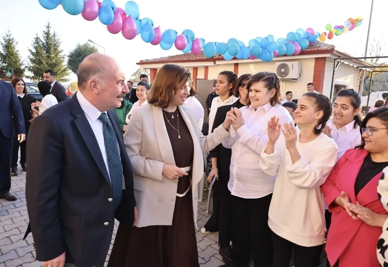 Engelleri Sevgiyle Aştılar 7