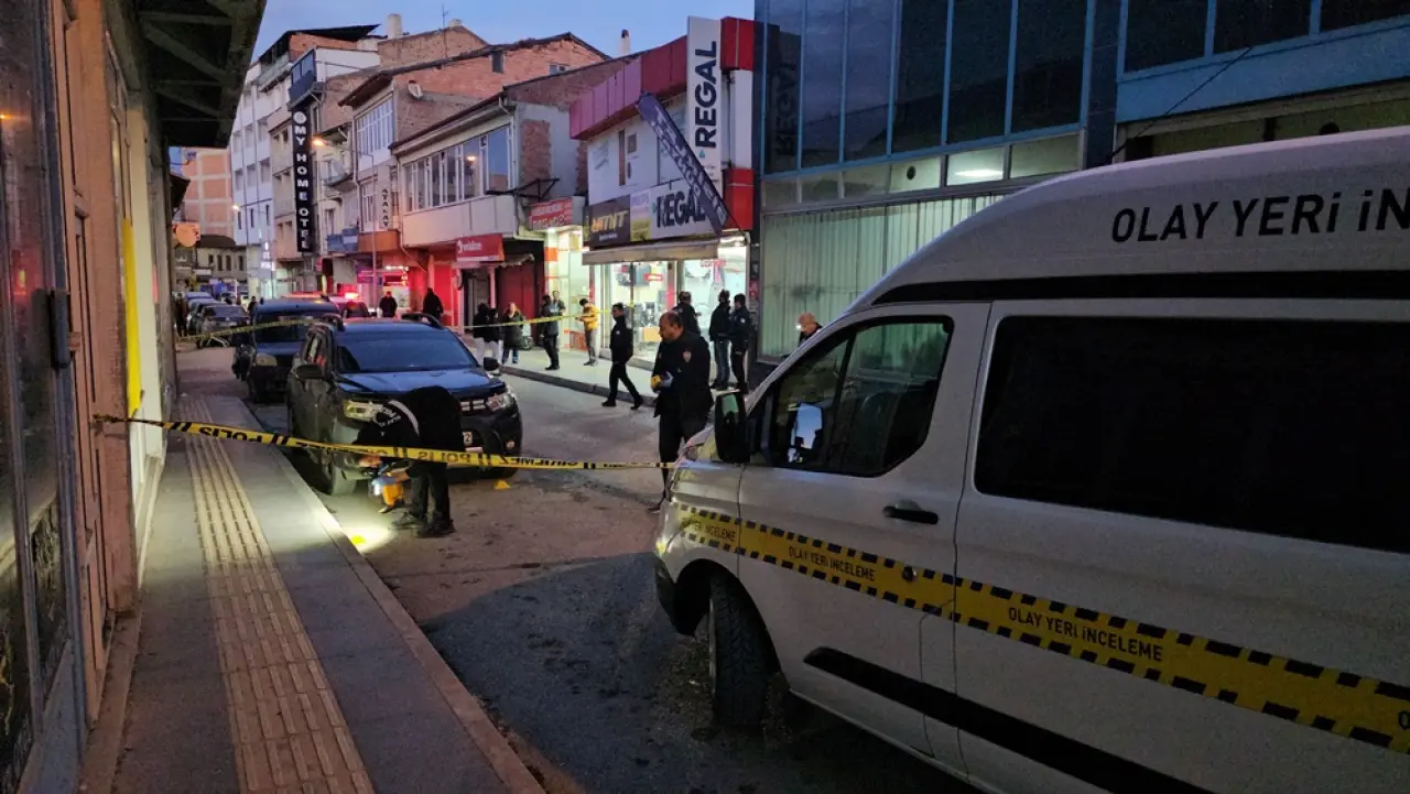 Gülabibey’de Silah Sesleri: 1 Yaralı 4