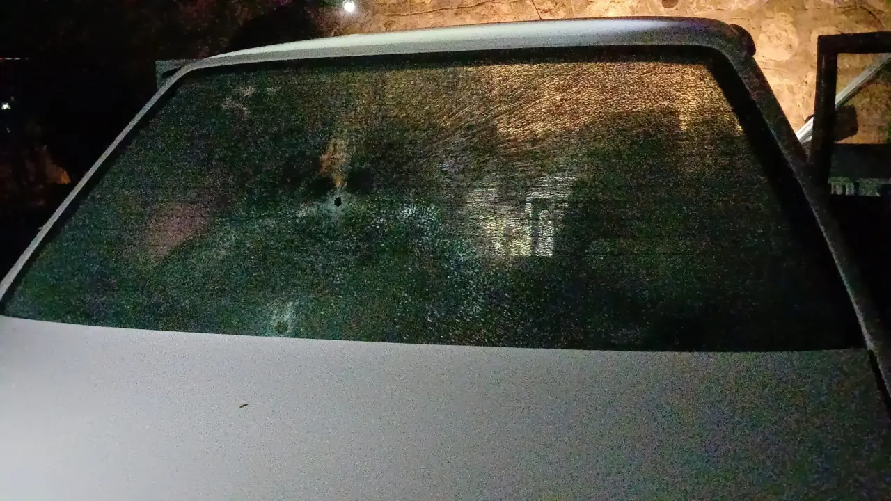 Boş Otomobile Kurşun Yağdırdılar 1