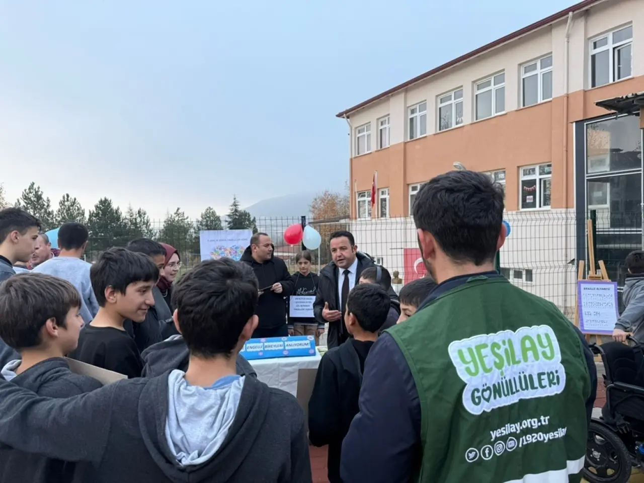 Yeşilay’dan Engelliler Günü Etkinliği 2