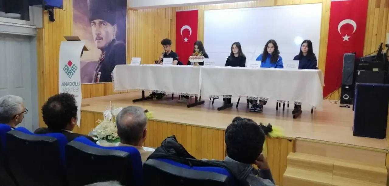 Gençlerin Dilinden Akif 5