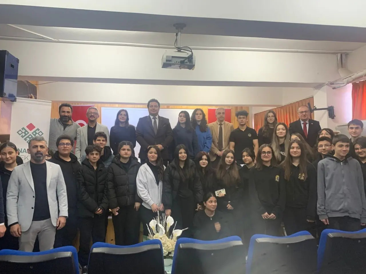 Gençlerin Dilinden Akif 1