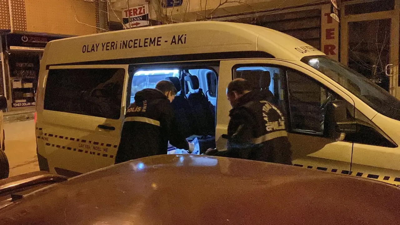 Kardeşi Eve Girdiğinde Her Şey İçin Çok Geçti 5