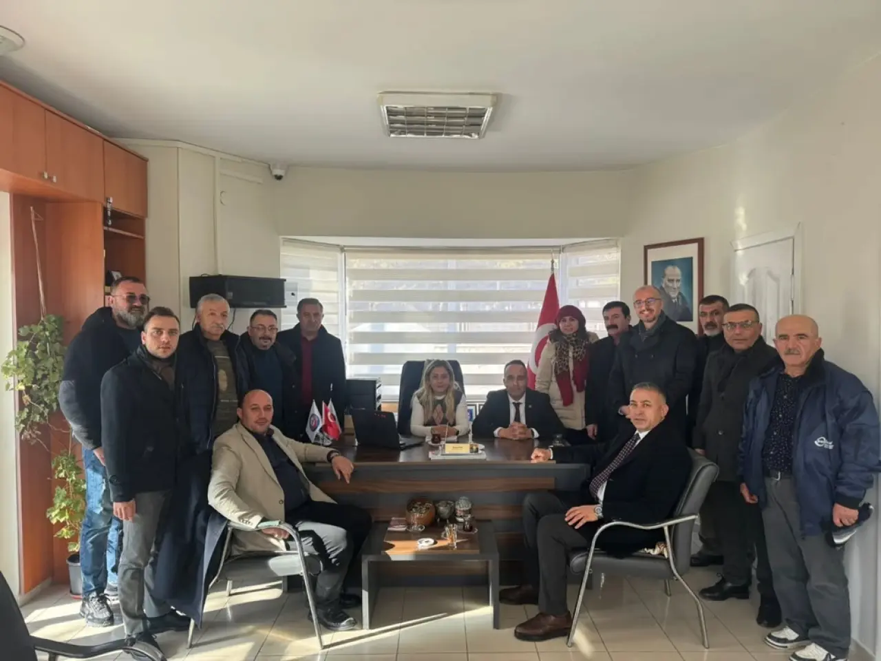 CHP Heyetinden Muhtarlara Çıkarma 1