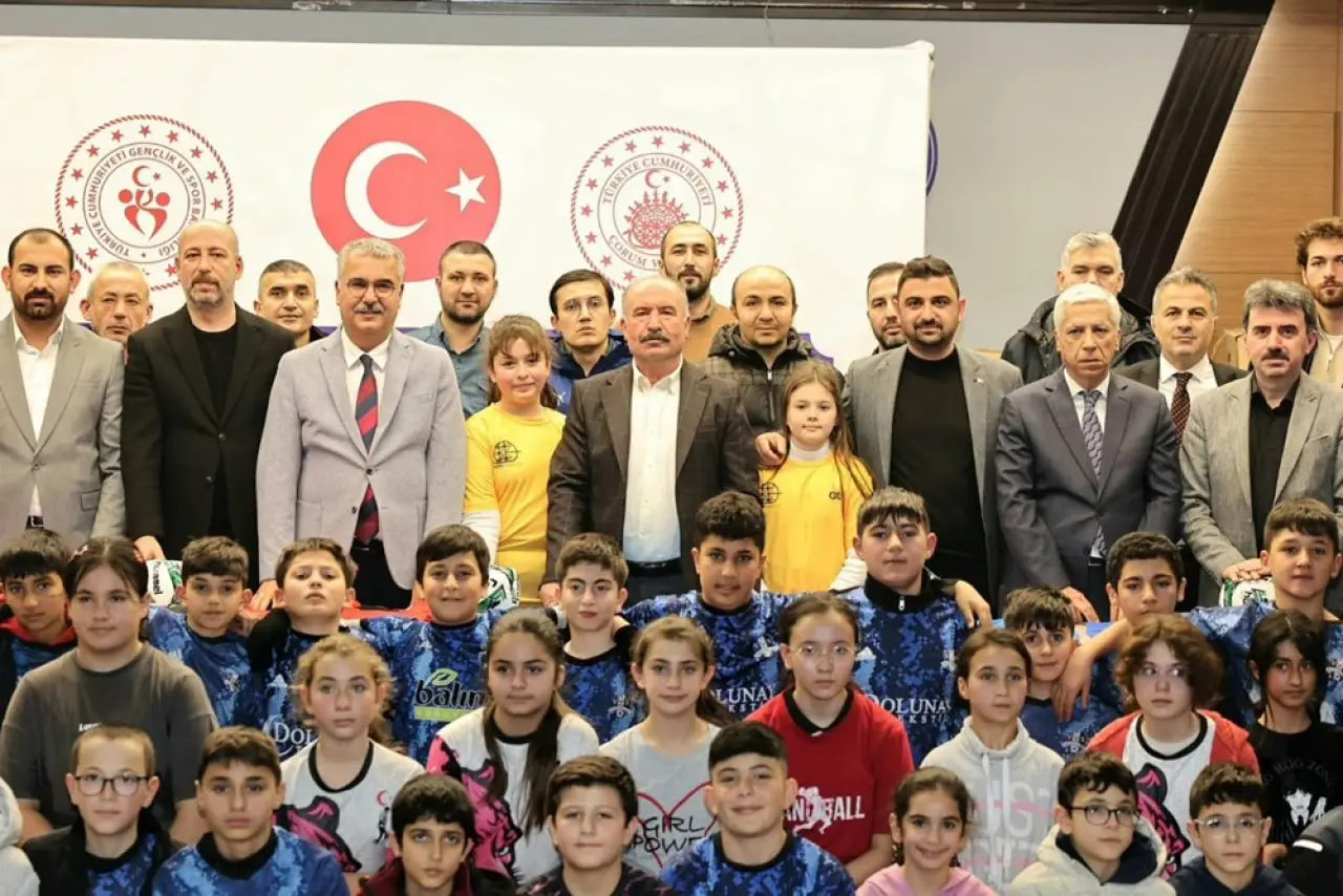 İlçe Kulüplerine Malzeme Desteği 2