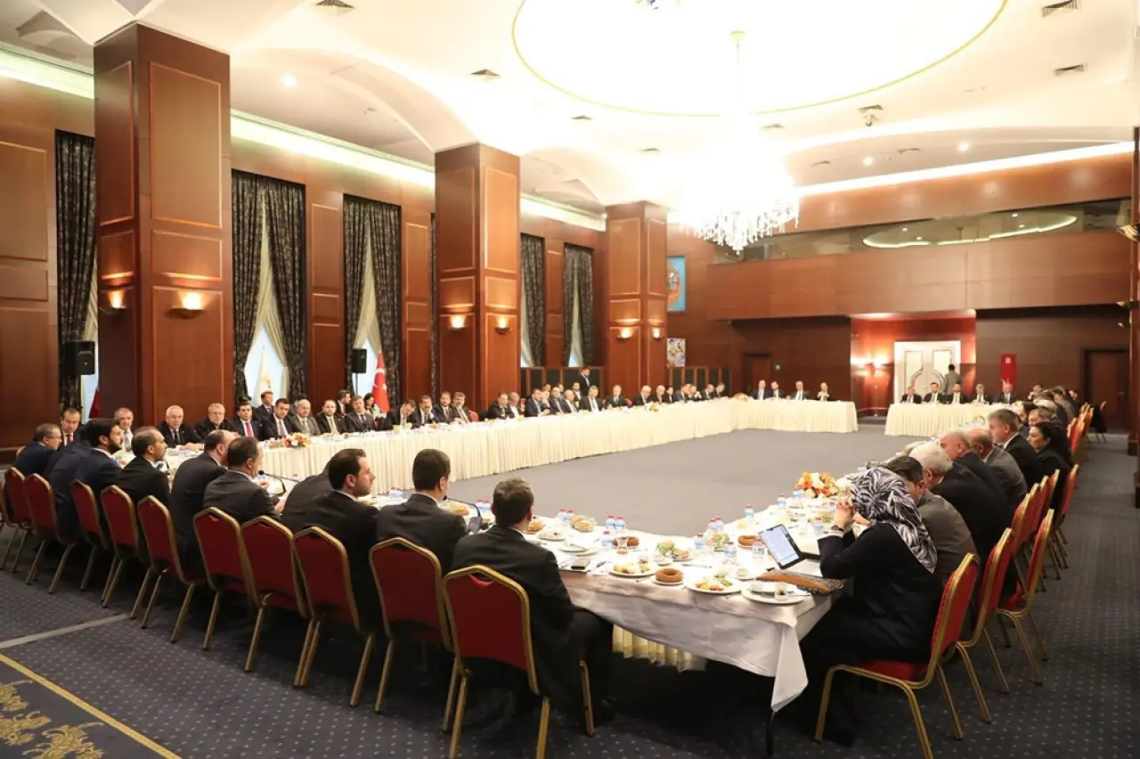 Ahlatcı: Hizmet Yolunda Yürüyoruz 3