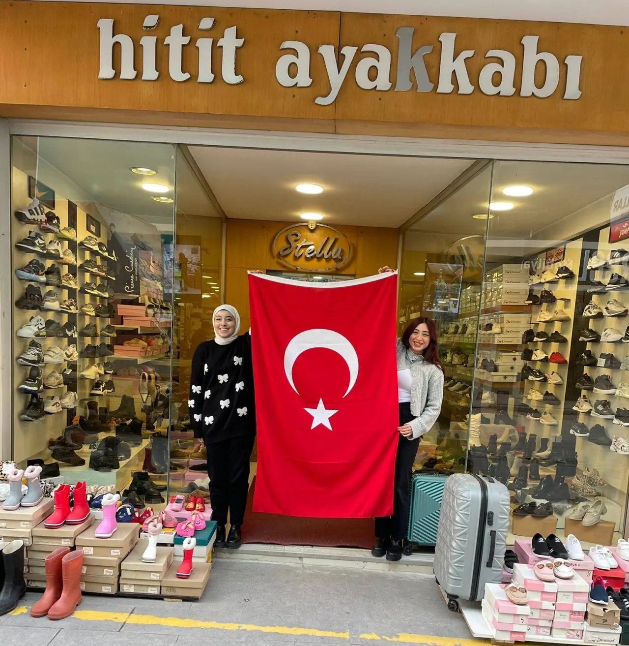 Arasta, Ay-Yıldıza Boyandı 2