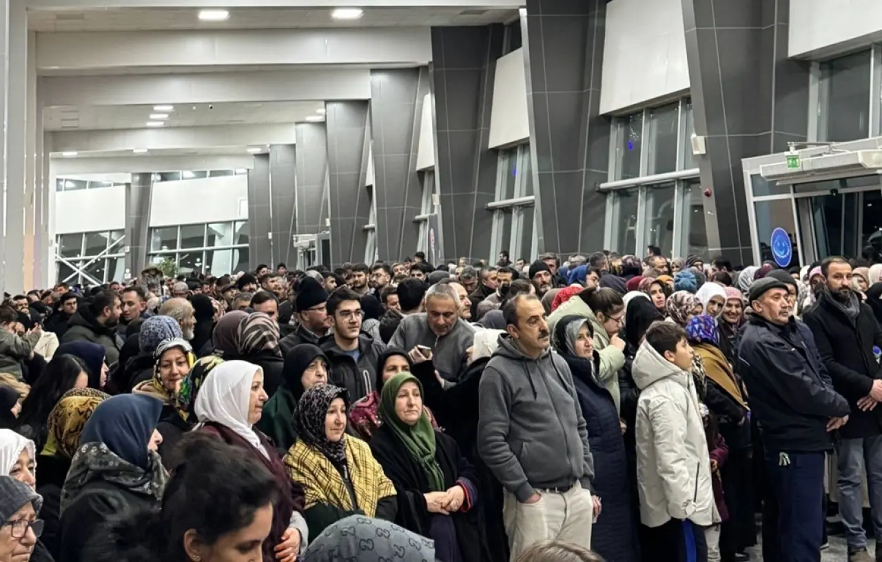 Karnesini Alan Kabe’ye Koştu 3