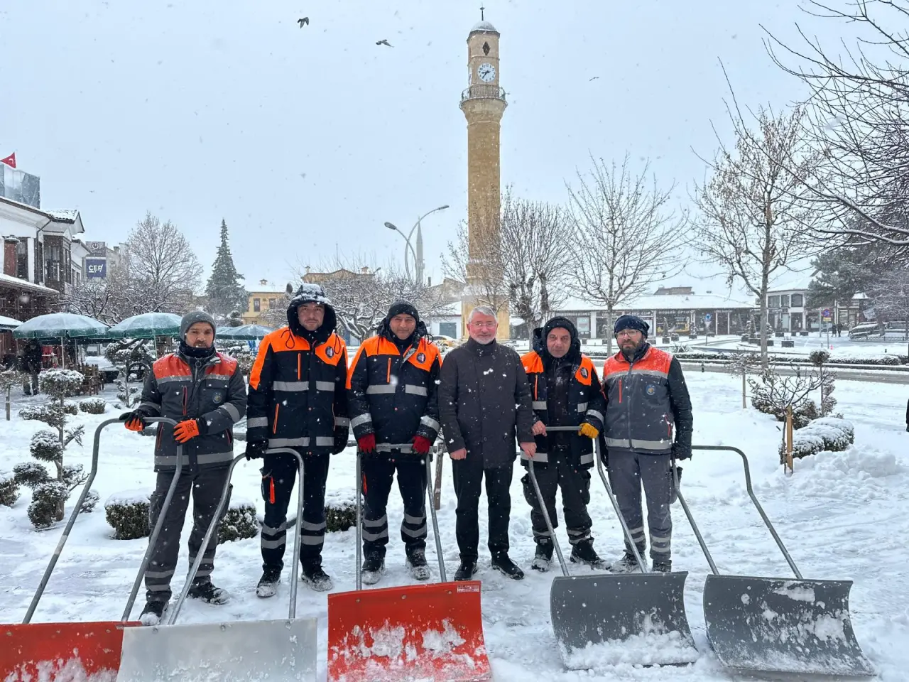 Belediye, 36 Araç ve 205 Personelle Sahada 2