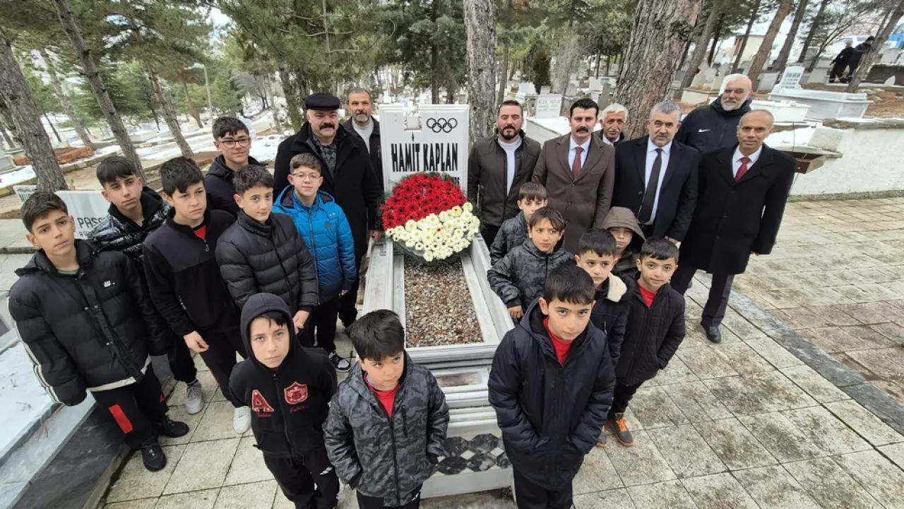 Hamit Kaplan, Vefatının 50. Yılında Anıldı 1