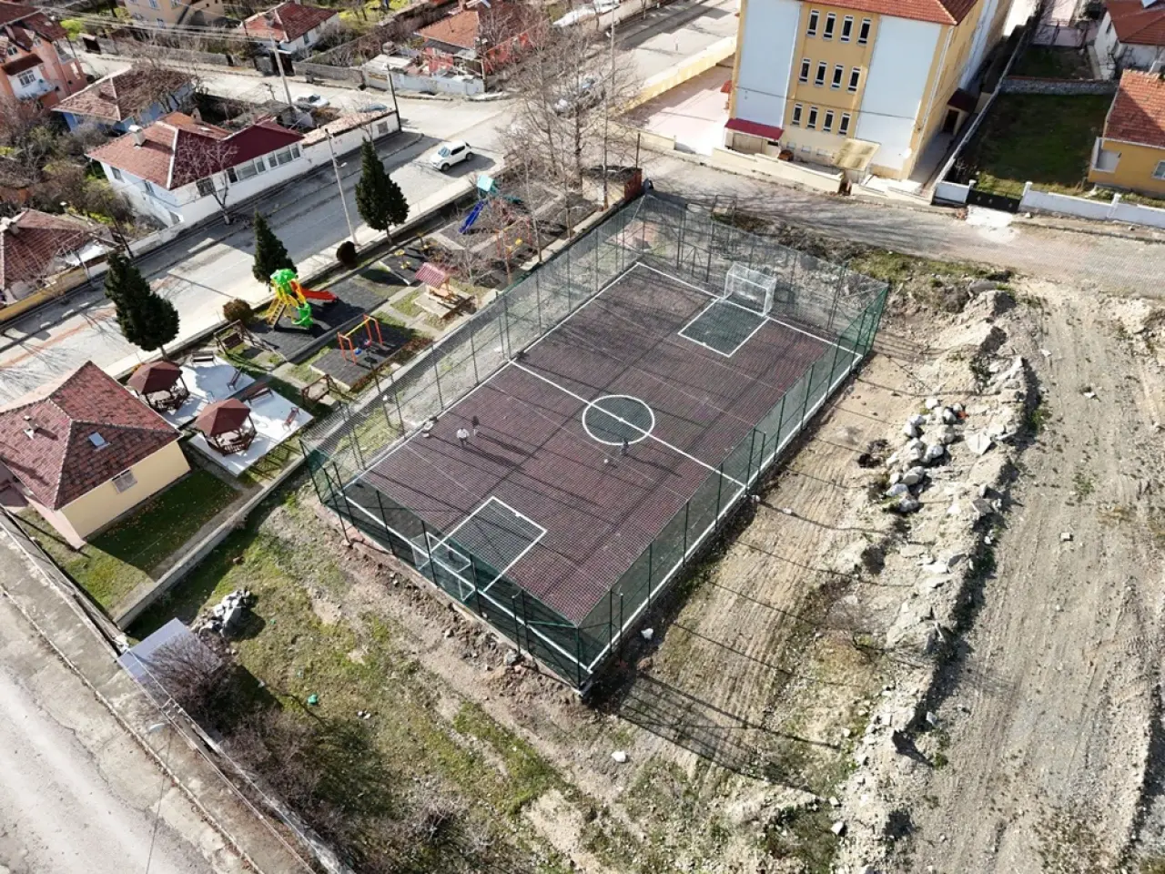 Atıl Alan Modern Bir Yaşam Merkezine Dönüştü 3