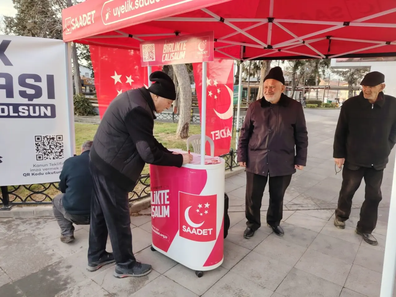 Çorum’da Binlerce İmza Emekli Maaşları İçin Toplanıyor! 2