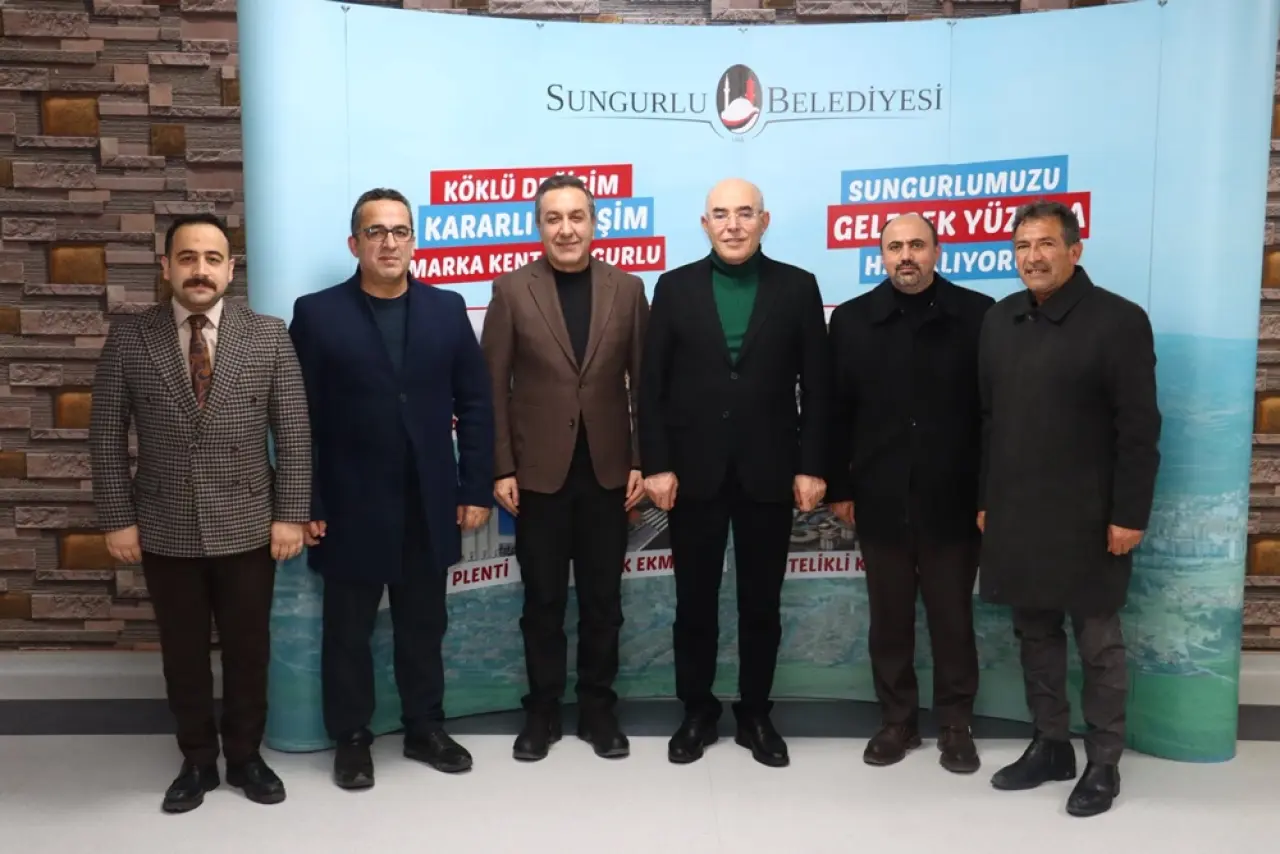 Yerel Yönetim ve Siyasetin Kalbi Belediyede Attı 5