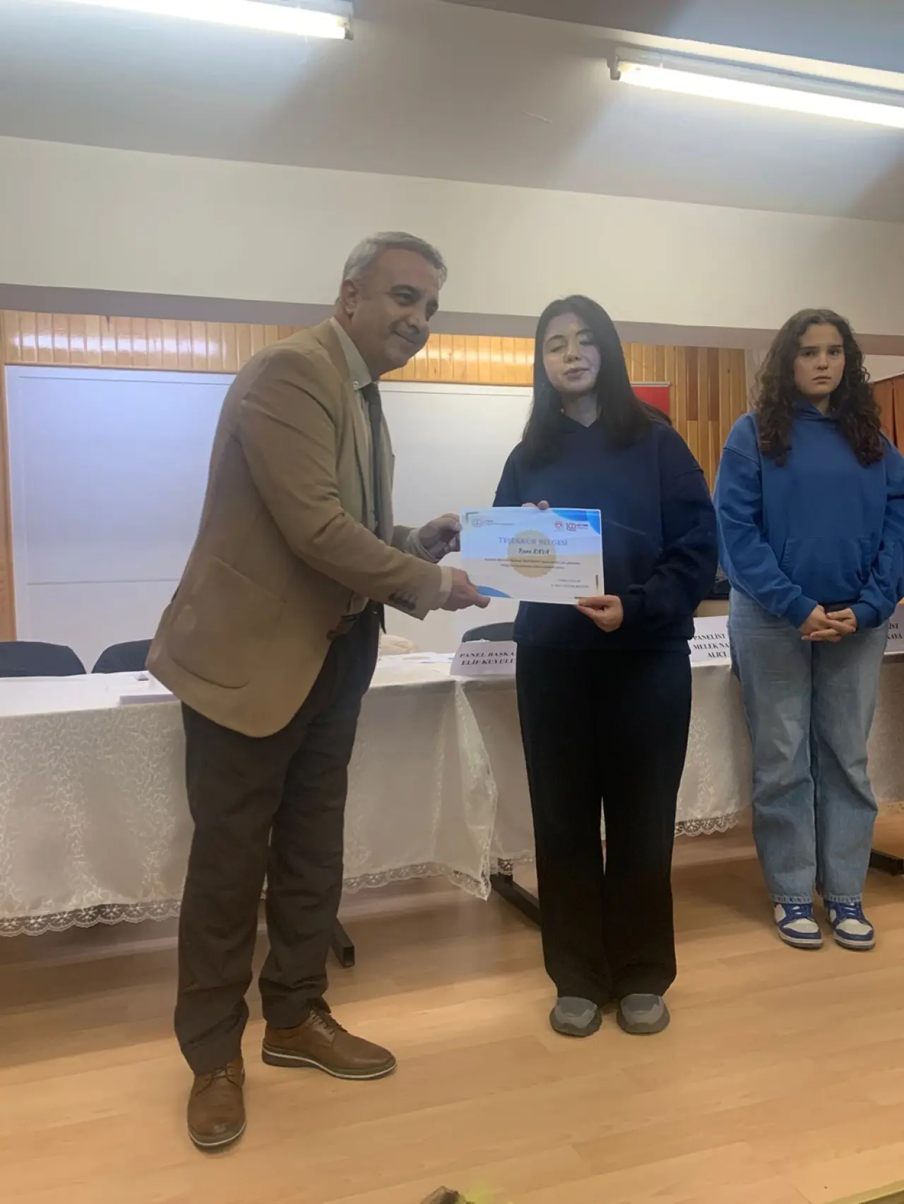 Gençlerin Dilinden Akif 4