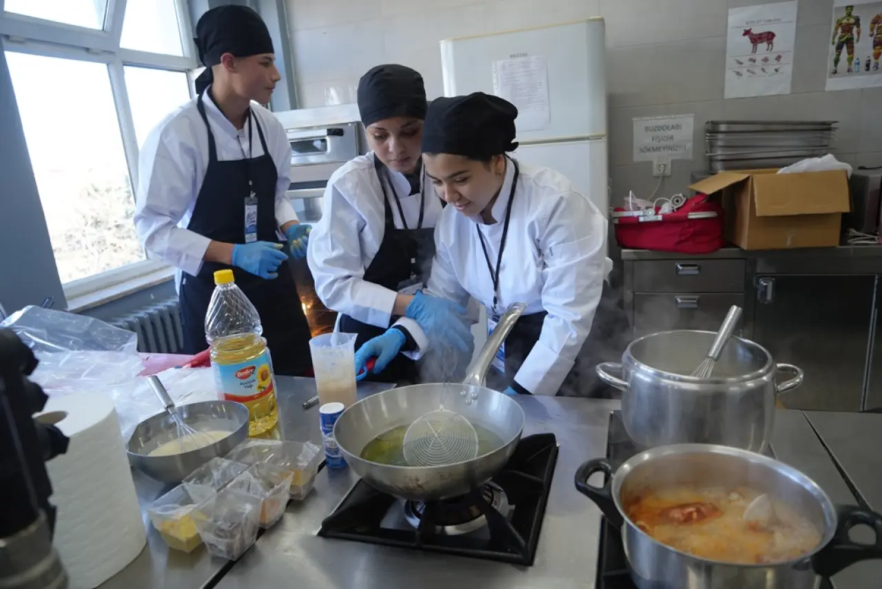 Çorumlu Gençlerin Samsun’da Gastronomi Heyecanı 6