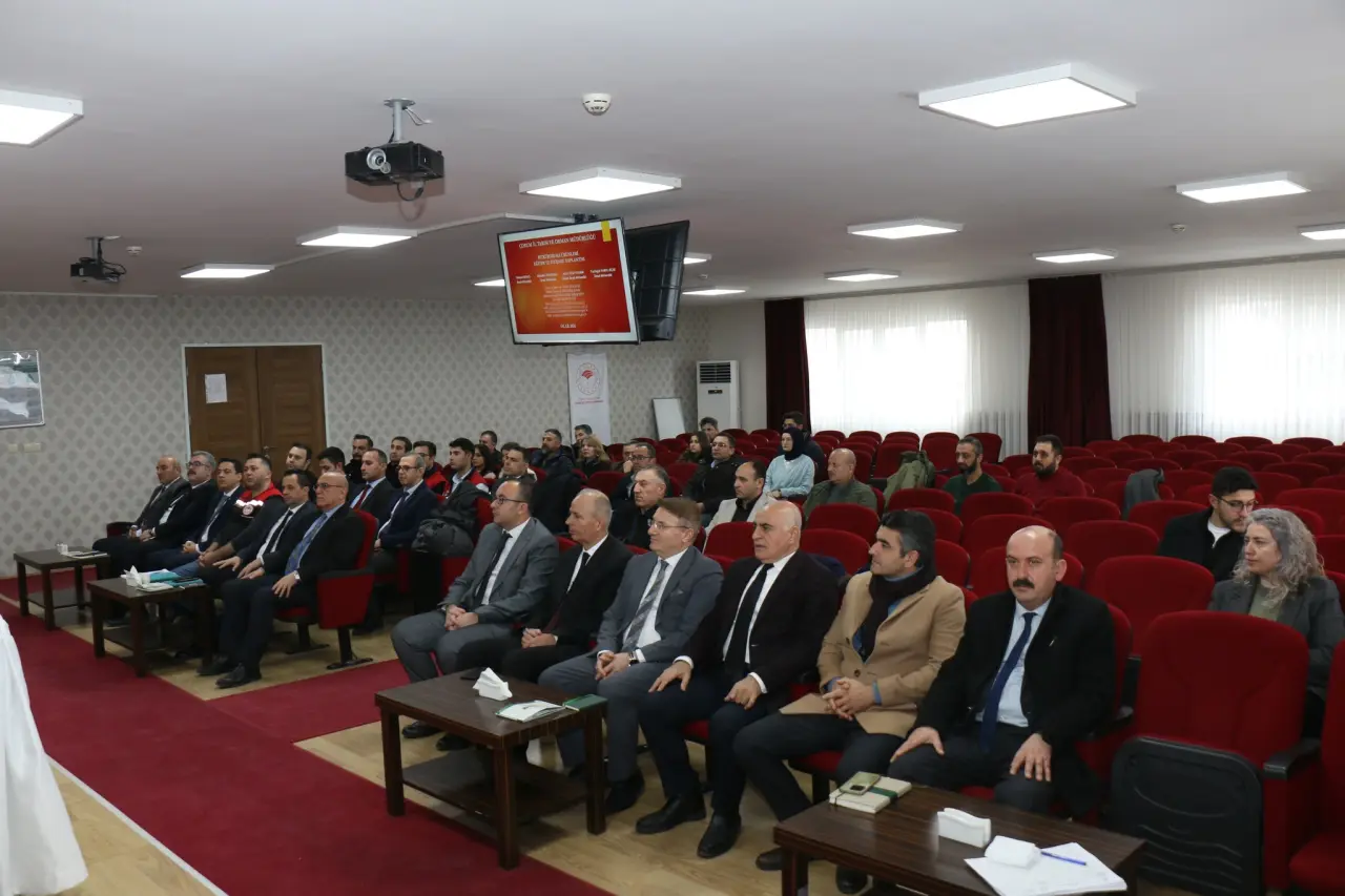 Yanlış İlaç Kullanımına Karşı Eğitim Seferberliği 4