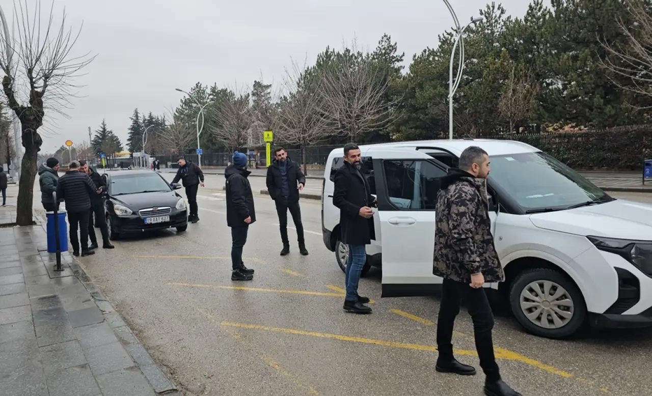 Gazi Caddesi’nde Film Gibi Operasyon 1