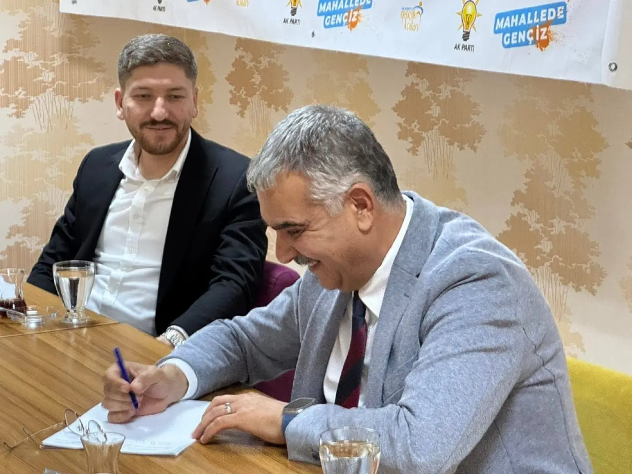 Gençlerin Yusuf Abisi Sahada 1