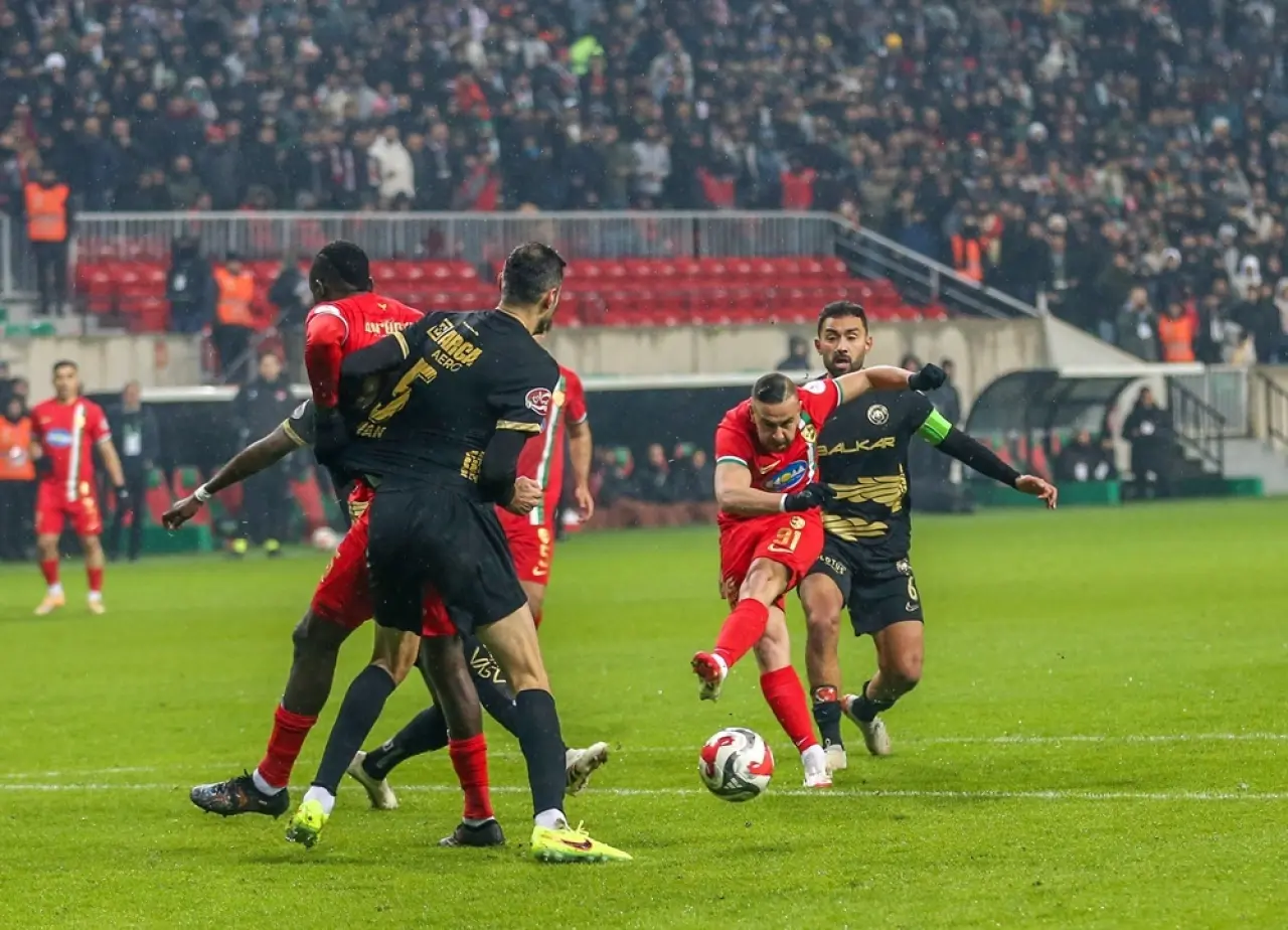 Direkler ve Kararlar Arasında Kaybolan Puan 15