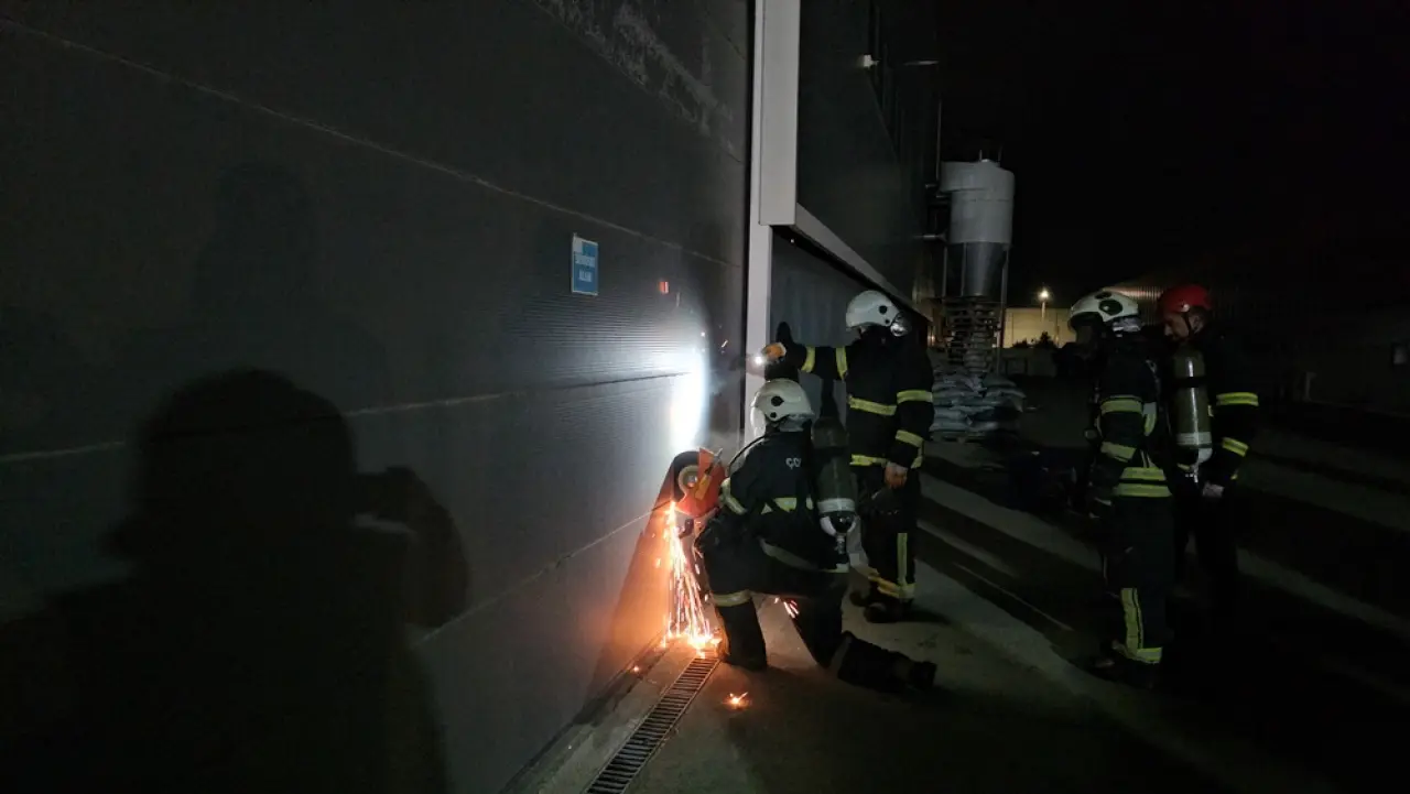 Fabrikada Yangın Çıktı 2