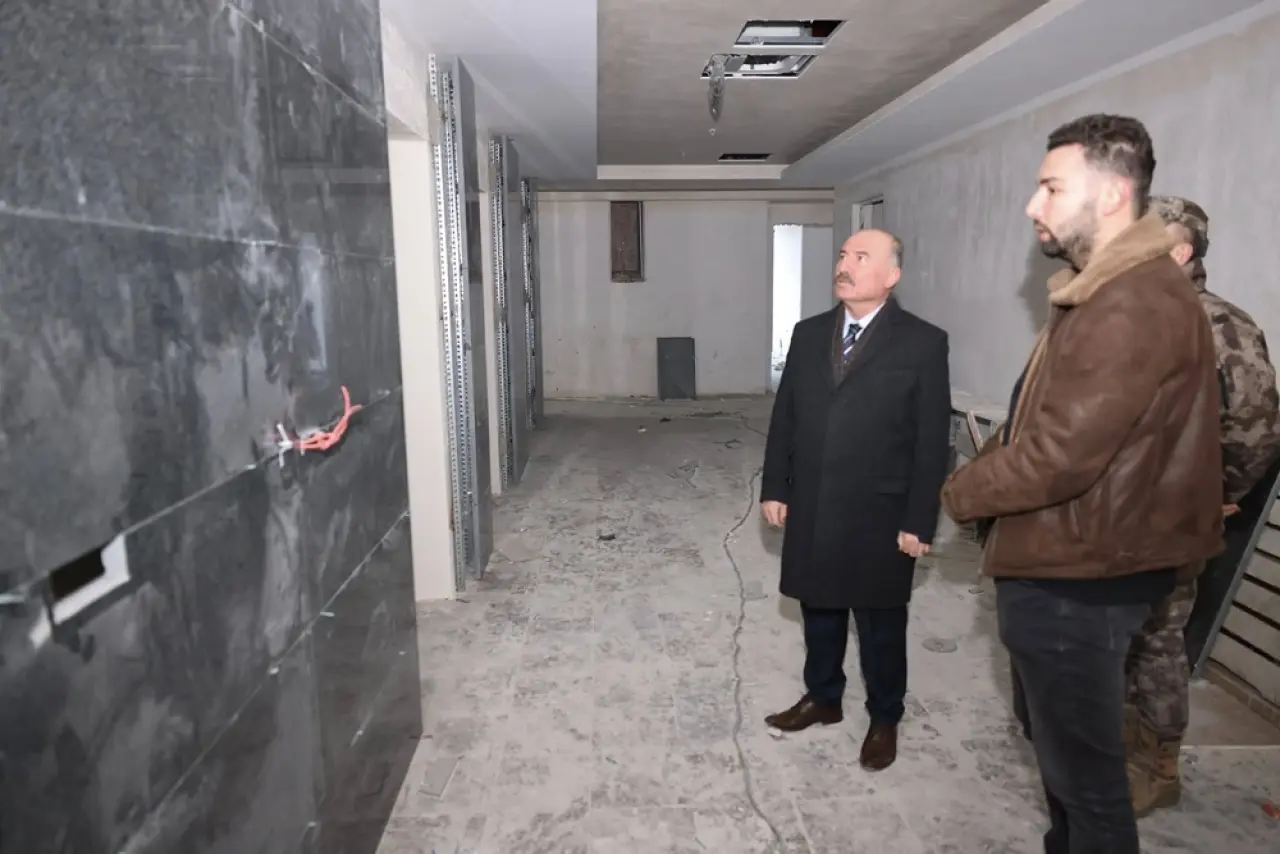 Vali Çalgan Modern Tesislerin İnşaatını İnceledi 3