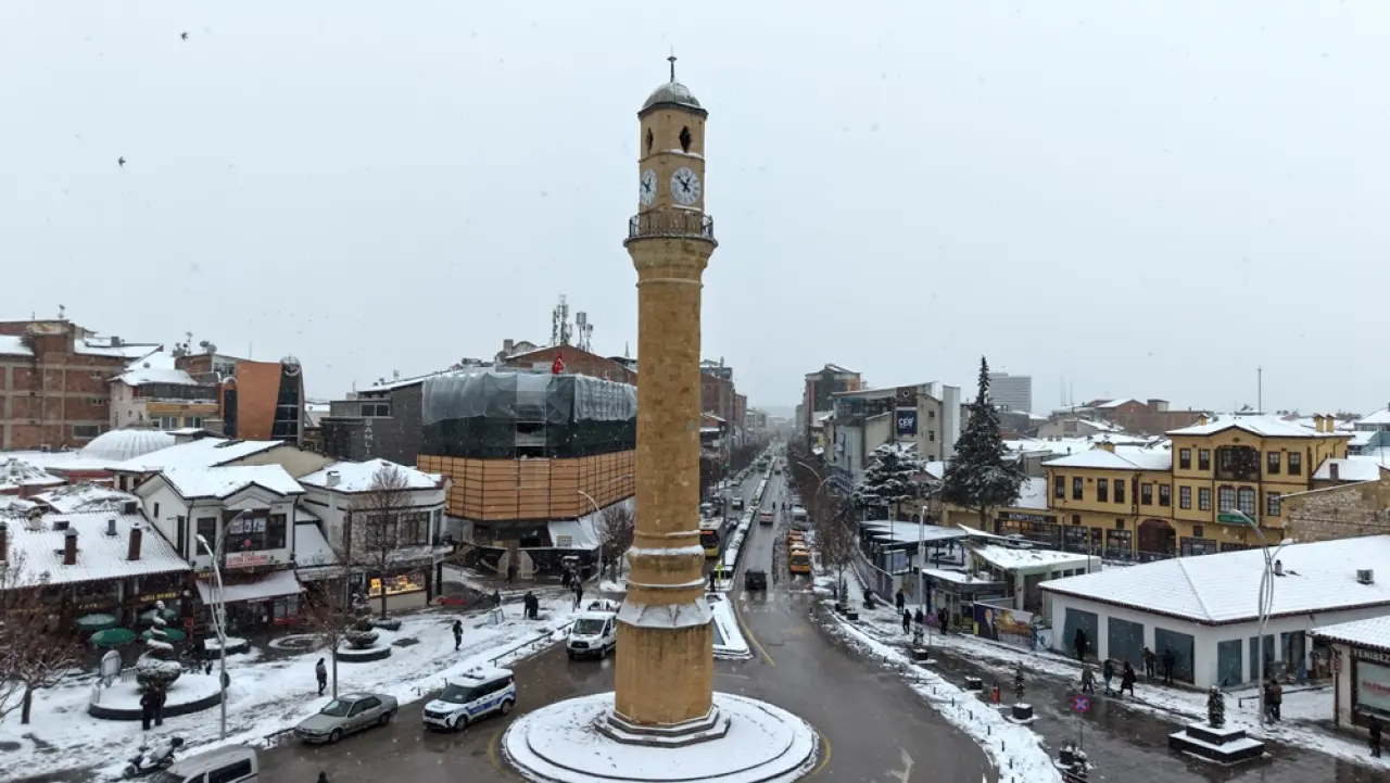 Çocuklar Sokaklara Döküldü 2