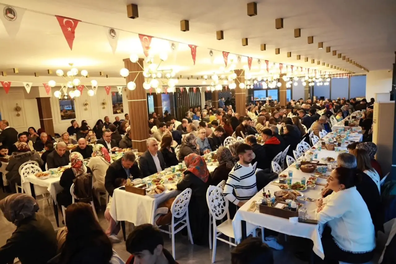 Personelle İftar Sofrasında Buluştular 4