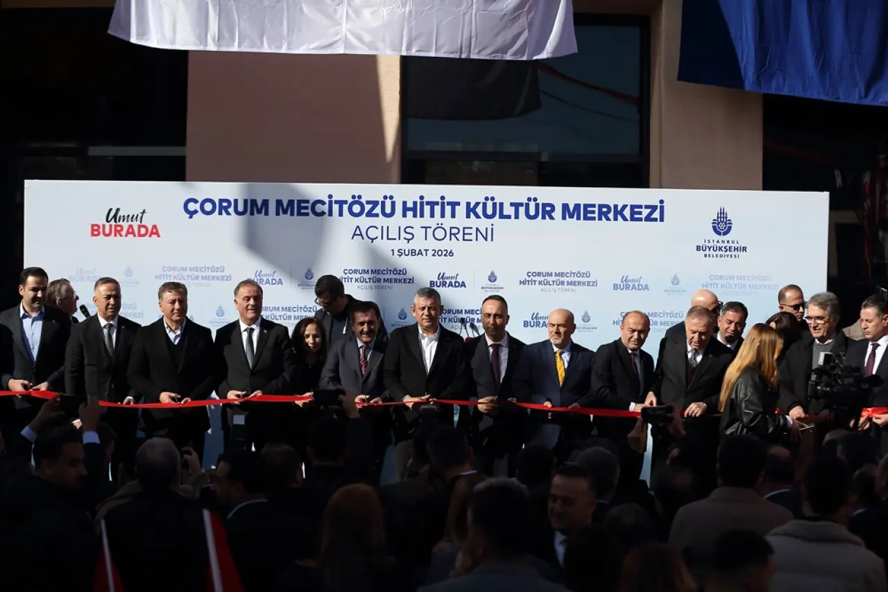 Ekrem İmamoğlu Yaptırdı, Özgür Özel Açtı 2