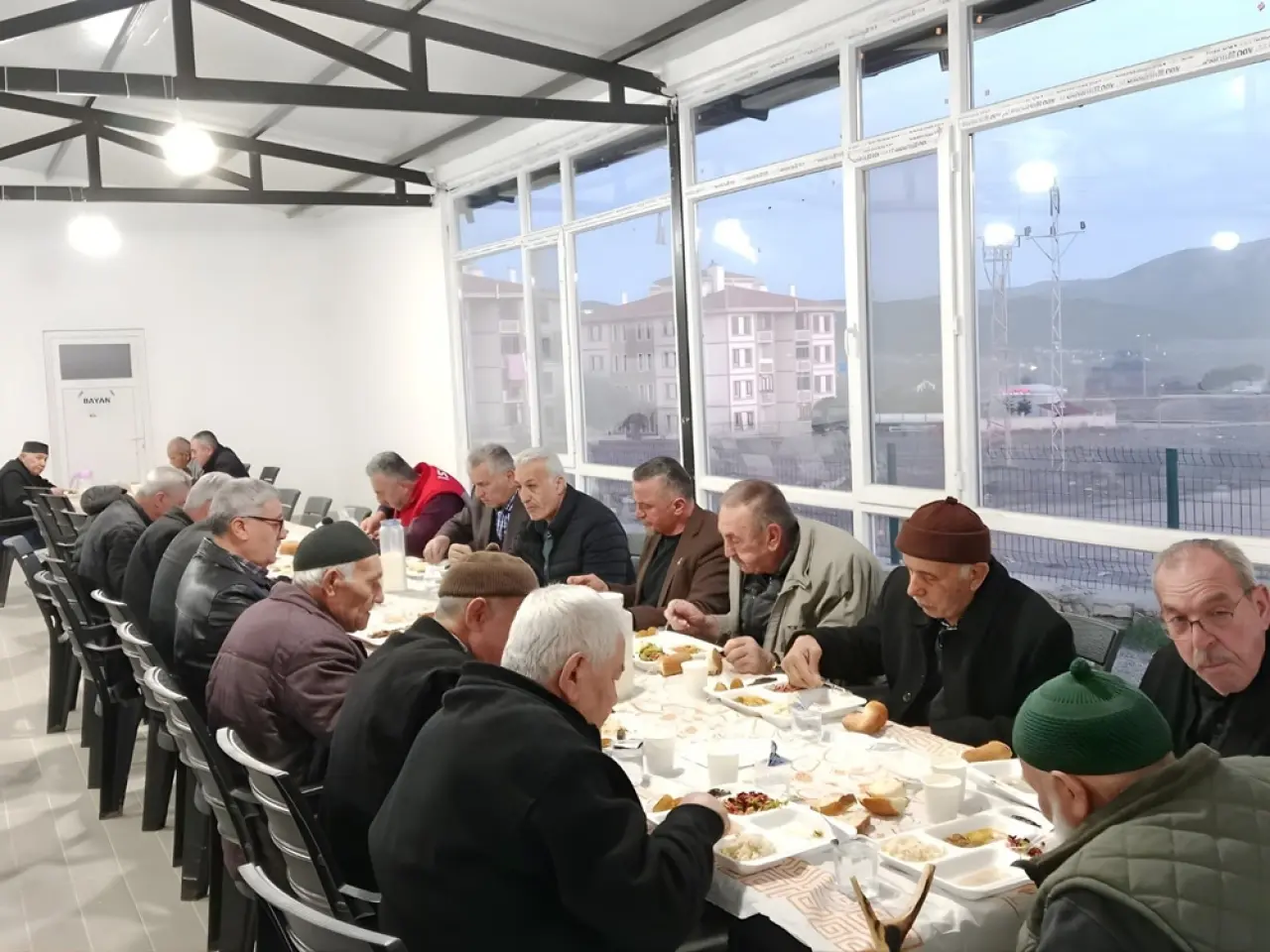 Kargı’da TOKİ Sakinleri İftar Sofrasında Buluştu 2