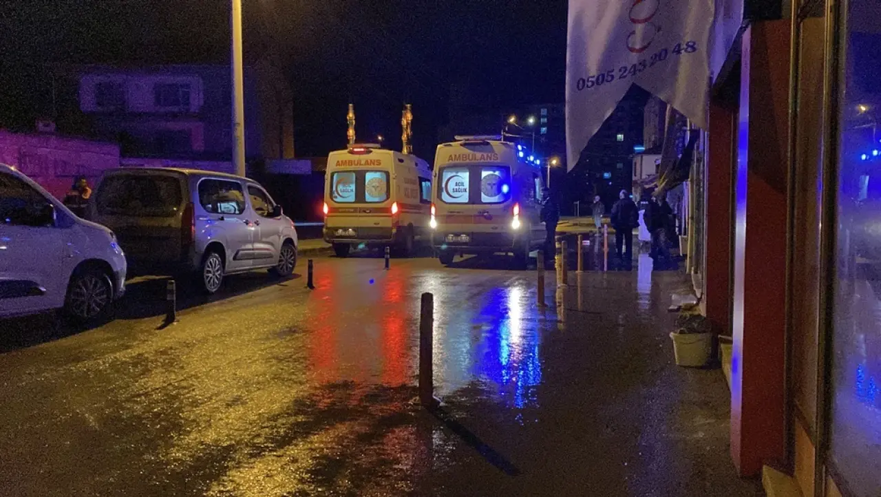 Gece Silah Sesleri Yankılandı, Yaralılar Var 2