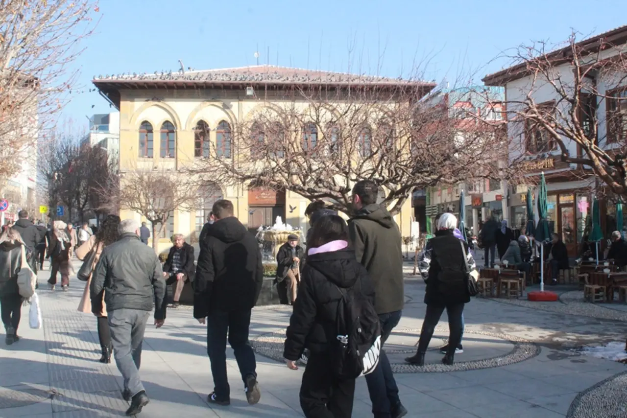 Emekli İkramiyesinde Artış ve Gençlere İş Desteği, Torba Yasa Yolda 1