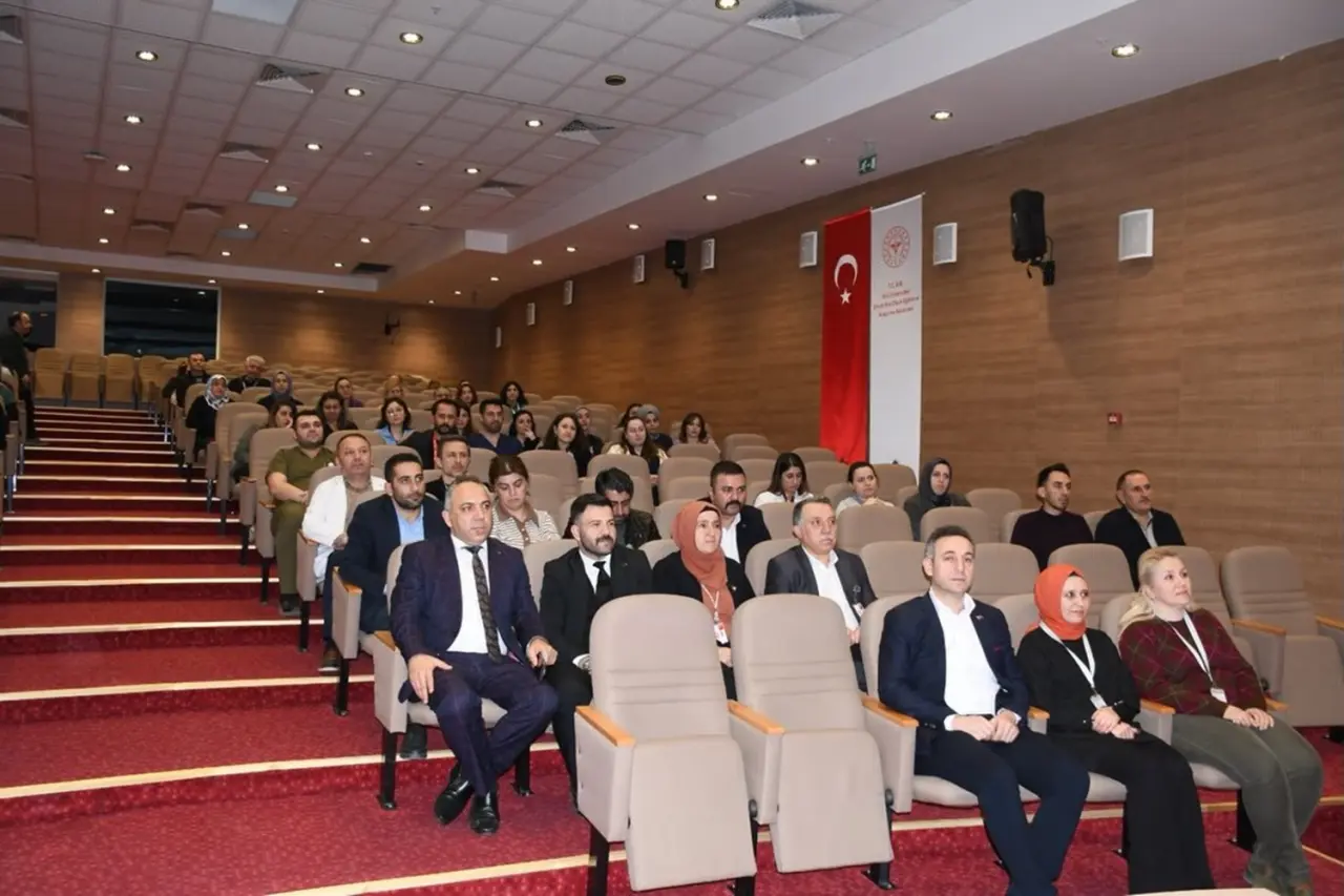 Hastanede Çalışan Memnuniyeti Konuşuldu 2