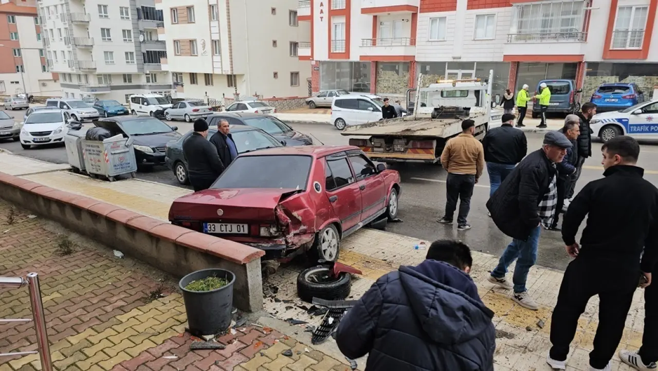 Düğün Evi Önünde Ortalık Savaş Alanına Döndü 1