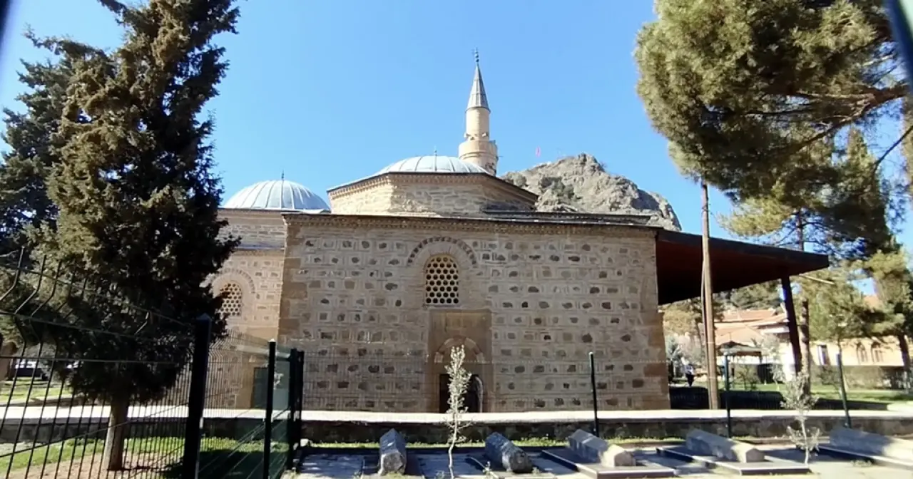 Her Gün 500 Hanenin Kapısını Çalan Asırlık Gelenek 2