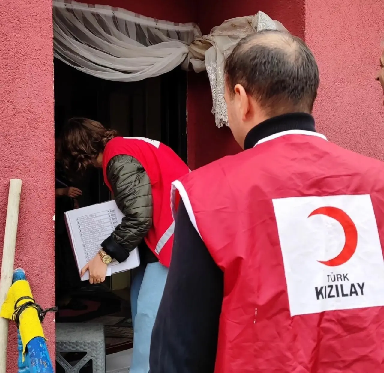 İhtiyaç Sahibi Ailelere Gıda Desteği 4