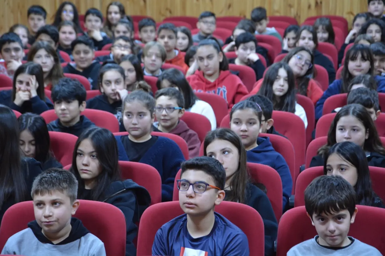 Felaketin Yıl Dönümünde Öğrencilere Deprem Eğitimi 2