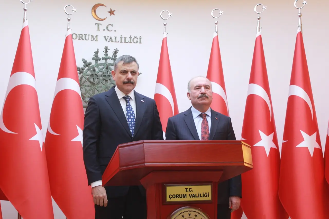 Valilik Yaptığı Çorum’a Bakan Olarak Geldi 4