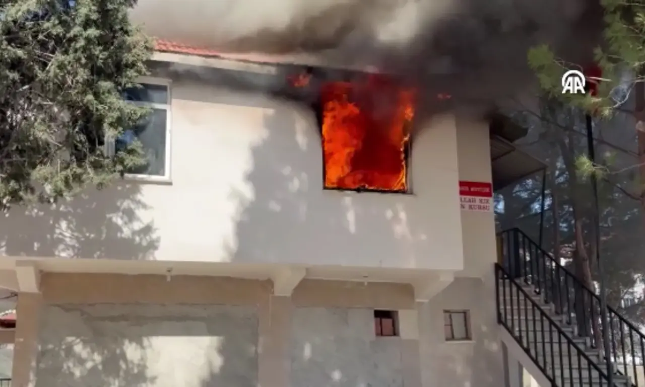 Kursta Yangın Çıktı, Bu Detay Faciayı Önledi 1