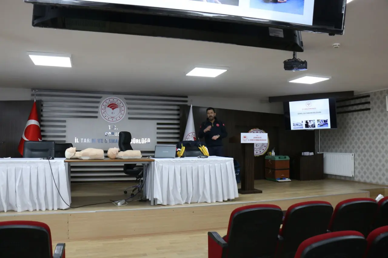 Tarım Personeline İş Sağlığı ve Güvenliği Eğitimi 1