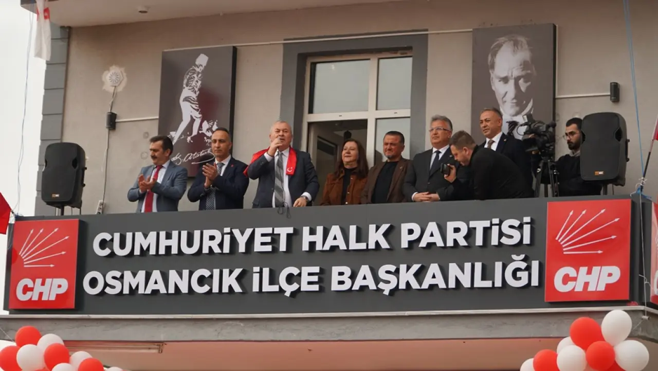 Cemal Enginyurt, Parti Binasının Açılışını Yaptı 3