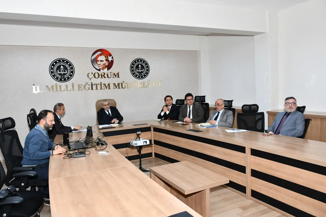 Kentin Eğitimini Masaya Yatırdılar 1