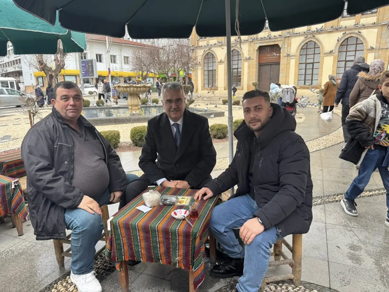 Hem Esnafı Dinledi Hem Dua Aldı 6