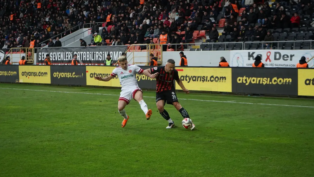 Uğur Uçar, Çorum FK'nin Yeni Oyun Felsefesini Anlattı 1