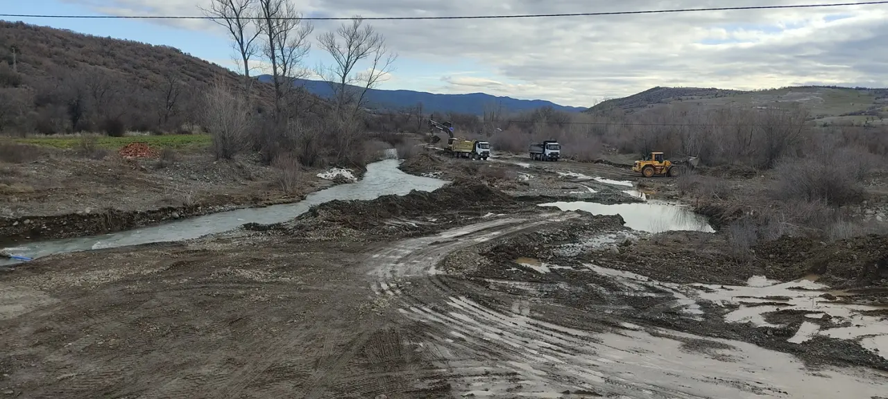 Ulaşım Geçici Köprüden Sağlanacak 1