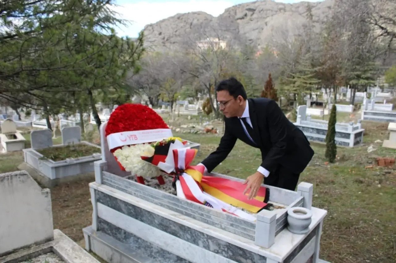 Fatih Saraçoğlu, Kabri Başında Anıldı 1