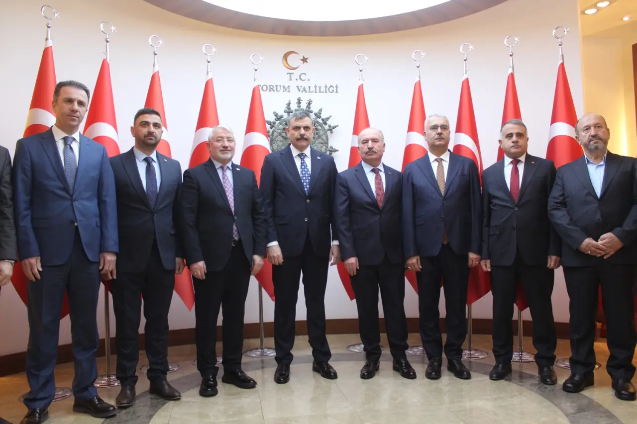 Valilik Yaptığı Çorum’a Bakan Olarak Geldi 5