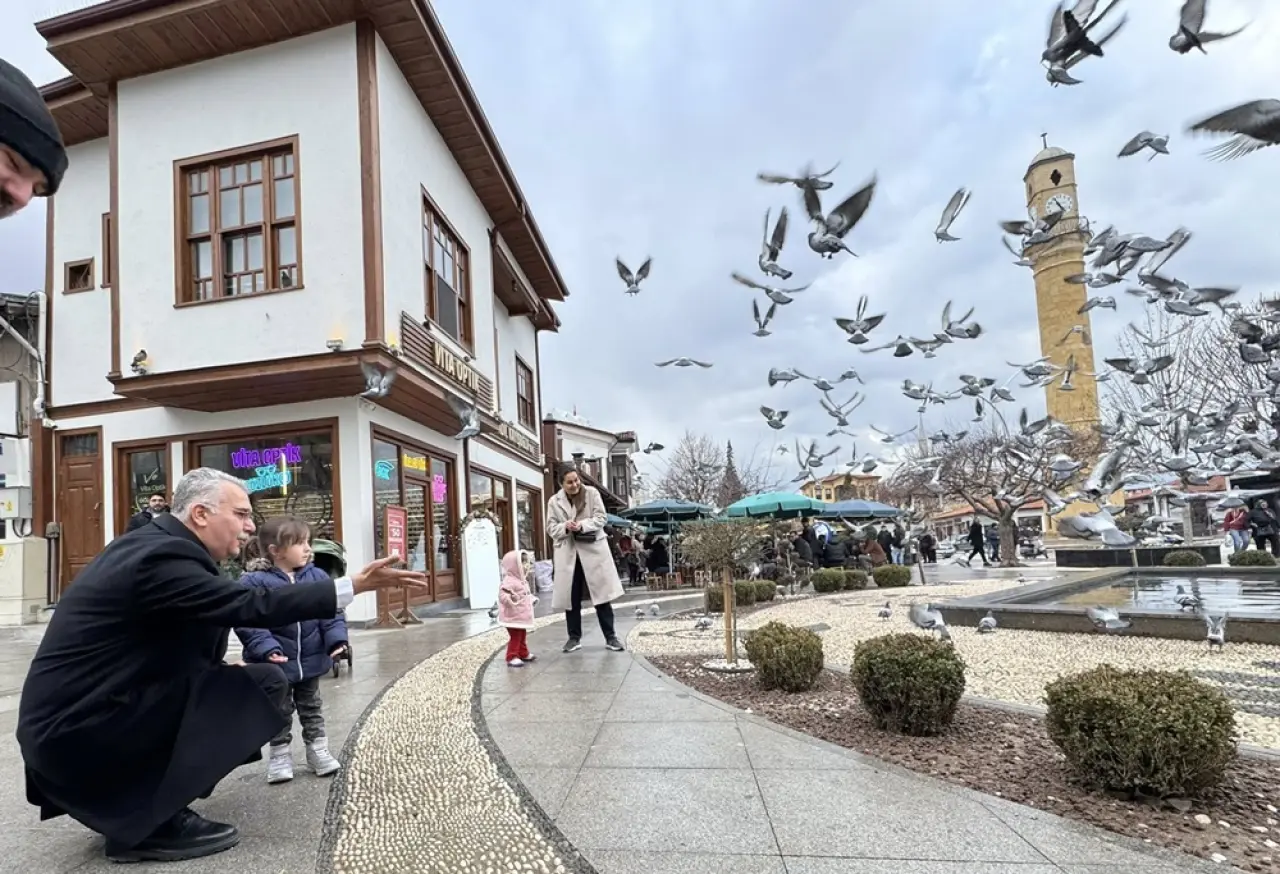 Hem Esnafı Dinledi Hem Dua Aldı 3