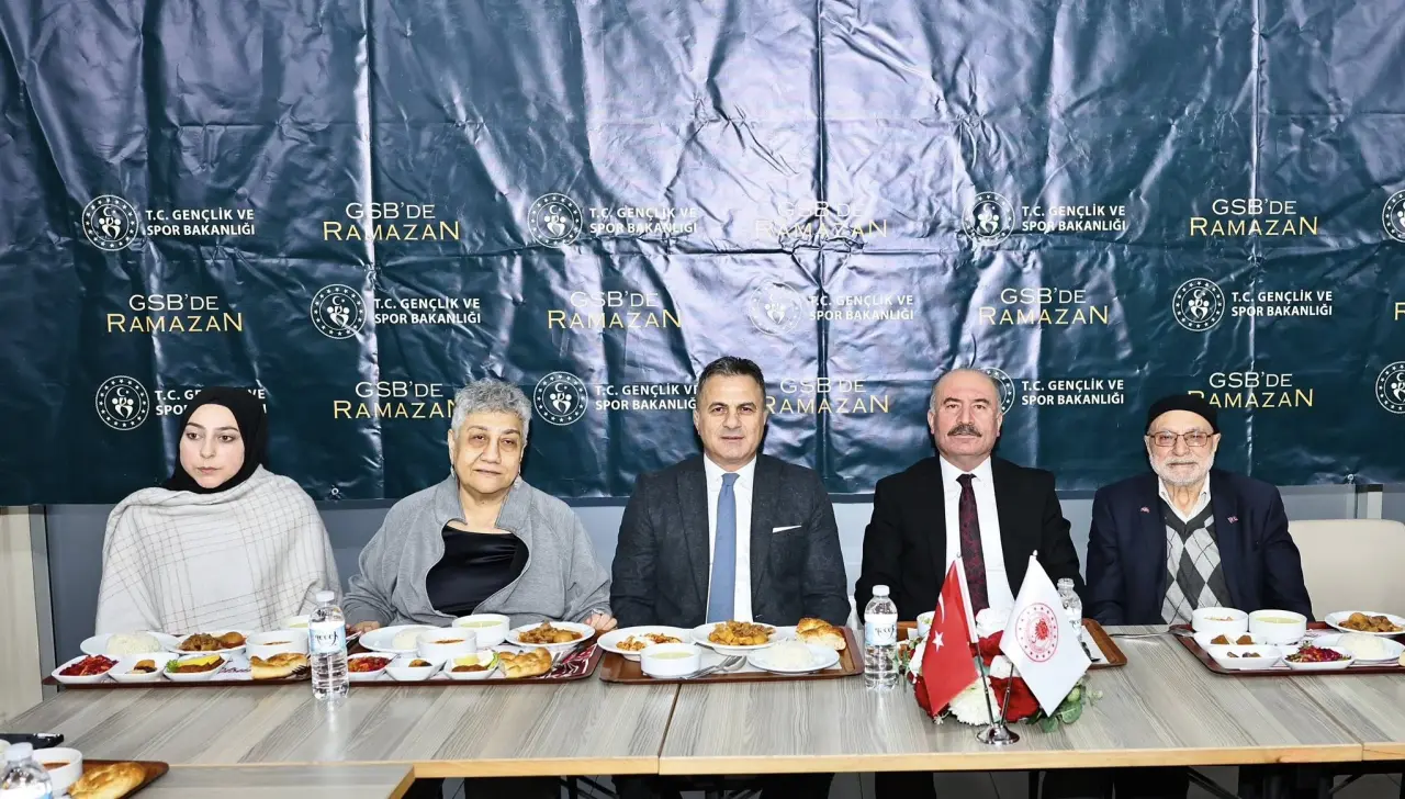 İftarda Buluştu, Tavsiyeler Verdi 4