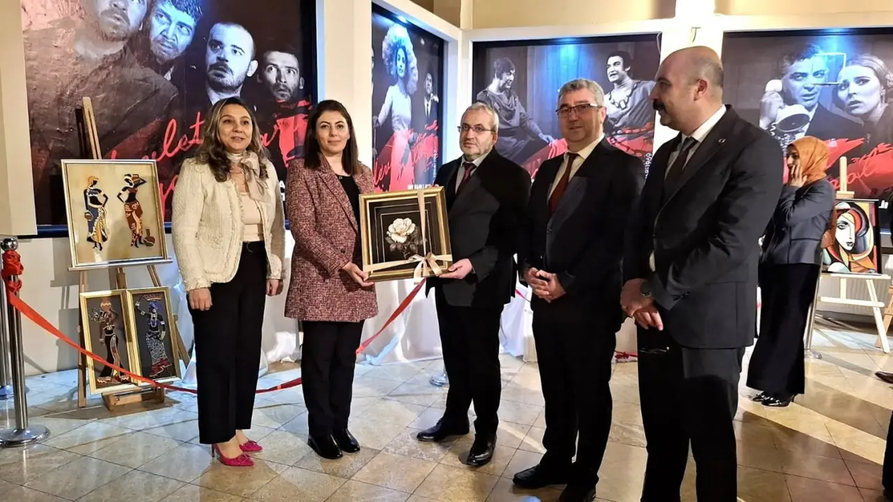 8 Mart’a Özel Göz Kamaştıran Sergi 2