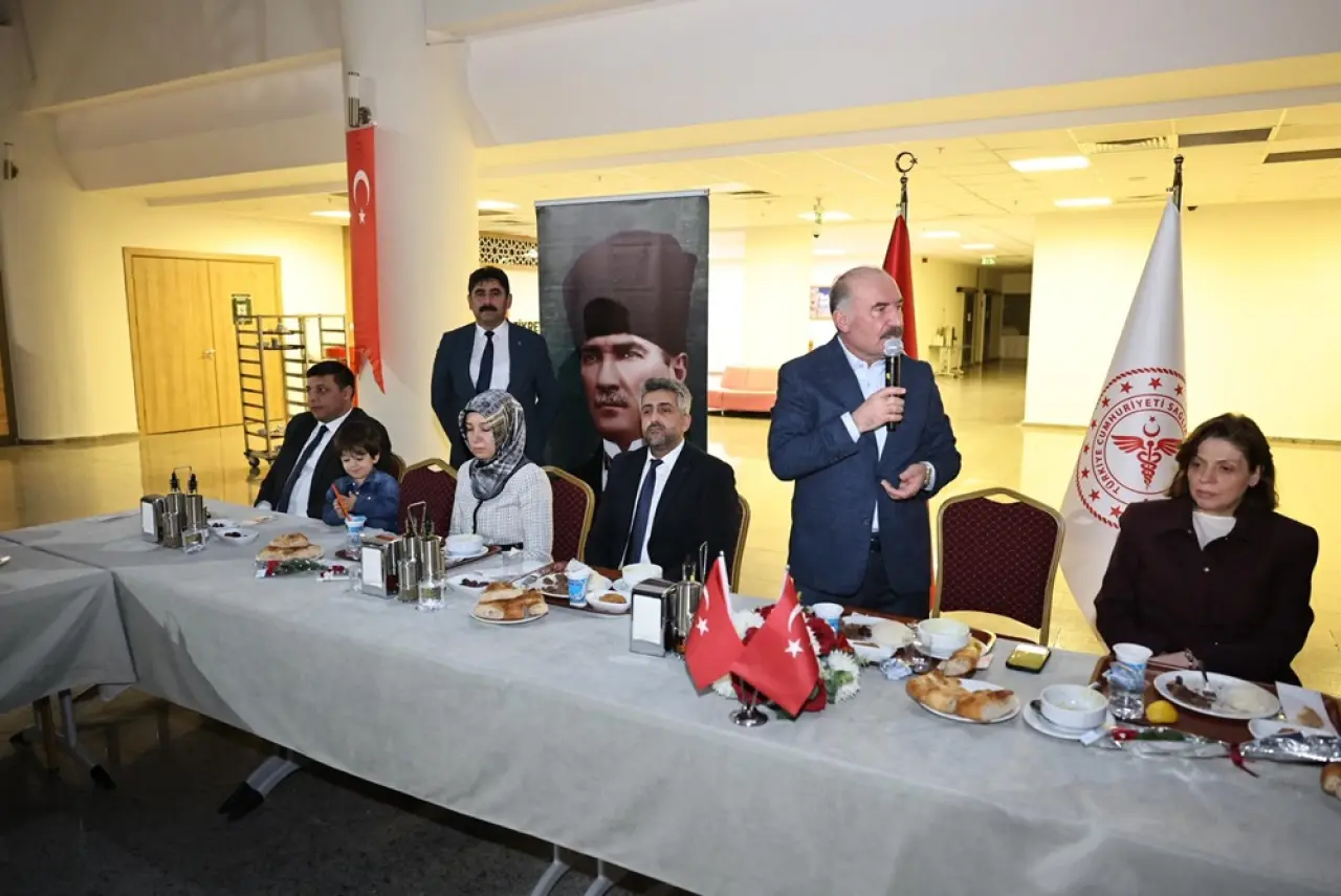 Sağlık Neferleri İftar Sofrasında Buluştu 2